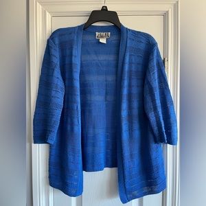 Women’s short sleeved open front sweater